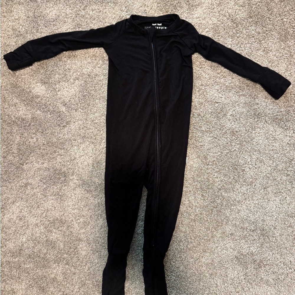 Little Sleepies Zippy Black 6-12m
